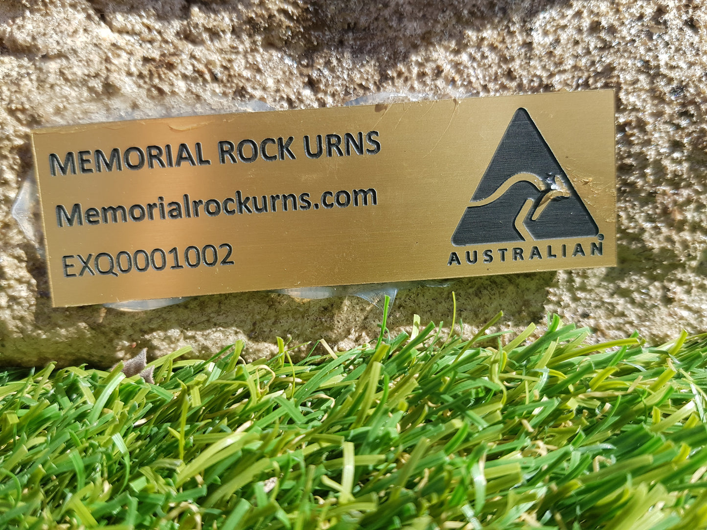 Memorial Rock Urn EXQ1002